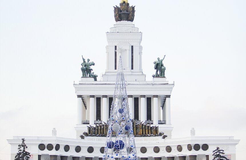 Куда сходить в новогодние праздники: ВДНХ 23 фото