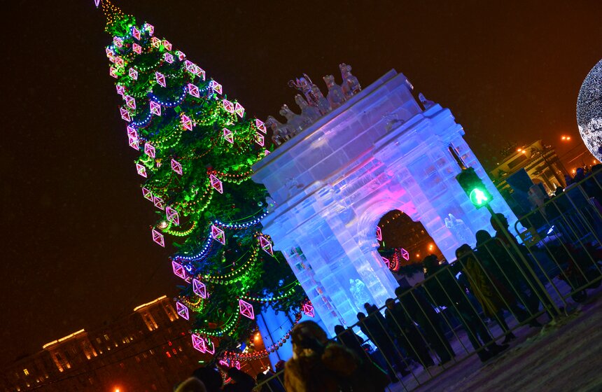 Новогодние каникулы в парке на Поклонной горе 20 фото