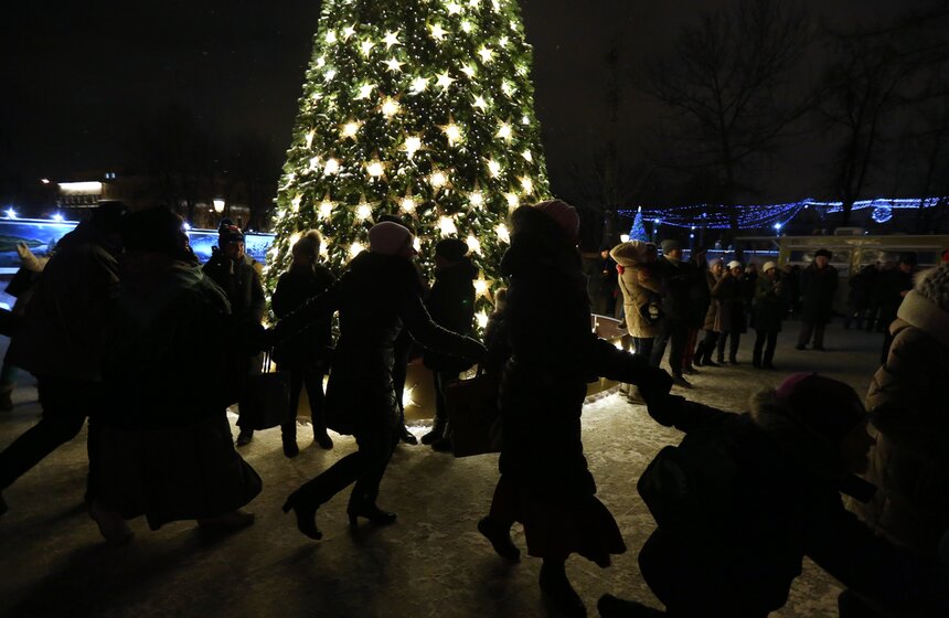 В саду "Эрмитаж" отметили Рождество 10 фото