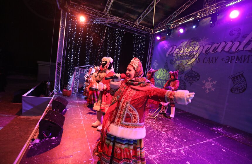 В саду "Эрмитаж" отметили Рождество 8 фото