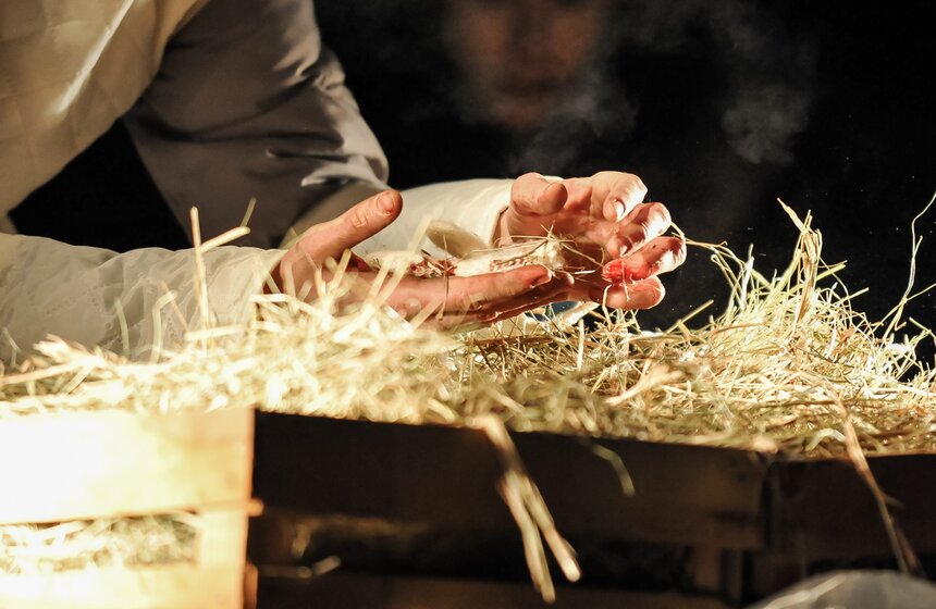 МУЗЕОН встретил Рождество вертикальным мультимедиа 8 фото