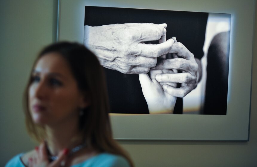 Выставка "Жизнь без боли" в Галерее классической фотографии 7 фото