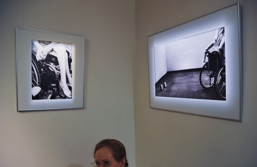 Выставка "Жизнь без боли" в Галерее классической фотографии 8 фото