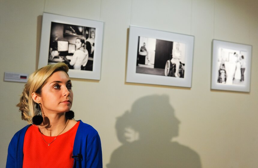 Выставка "Жизнь без боли" в Галерее классической фотографии 12 фото