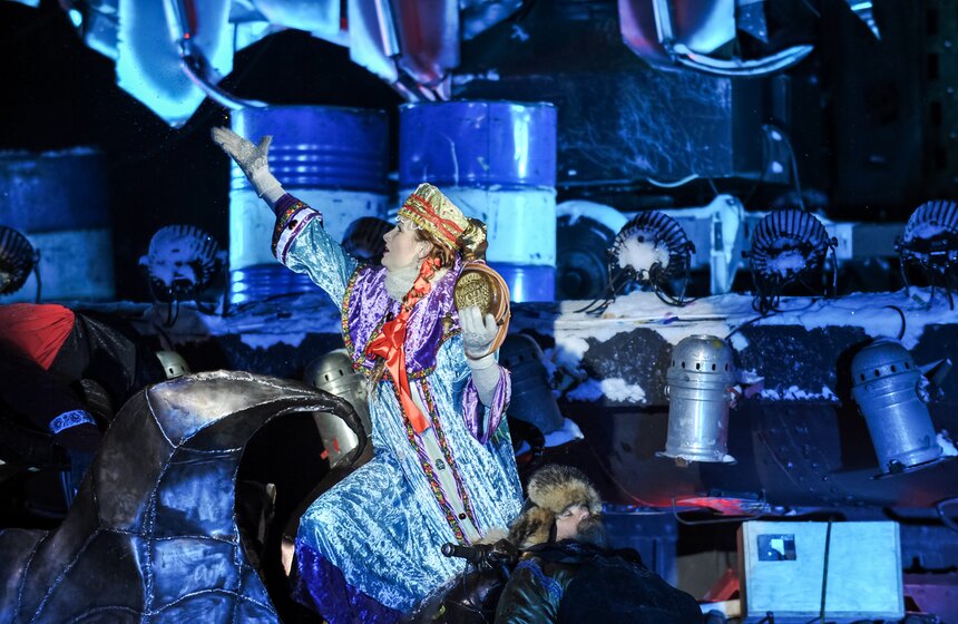 В московском байк-центре проходят детские новогодние елки 29 фото