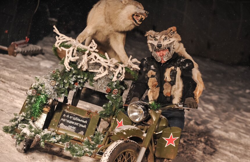 В московском байк-центре проходят детские новогодние елки 10 фото