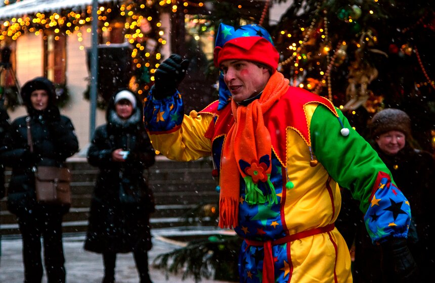 В рамках фестиваля "Путешествие в Рождество" исполнили колядки 14 фото