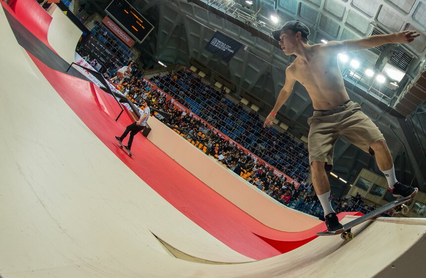 В Москве прошел этап самой престижной серии по скейтбордингу 13 фото