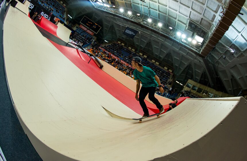 В Москве прошел этап самой престижной серии по скейтбордингу 21 фото