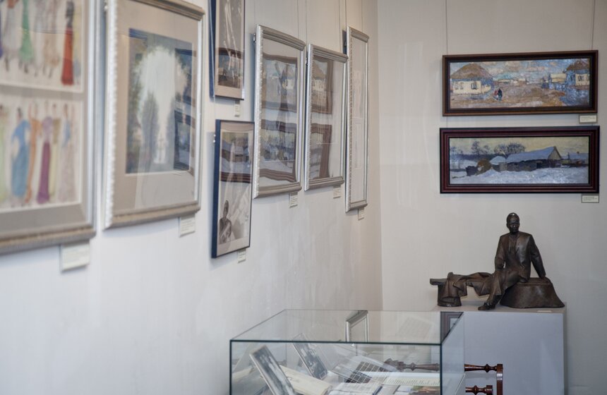 Выставка к 110-летию Михаила Шолохова в музее Пушкина 9 фото