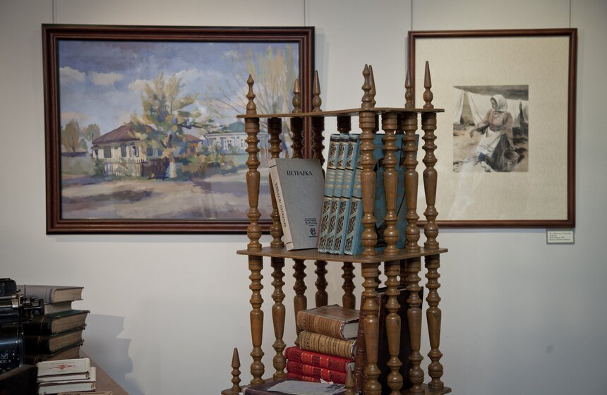 Выставка к 110-летию Михаила Шолохова в музее Пушкина 5 фото