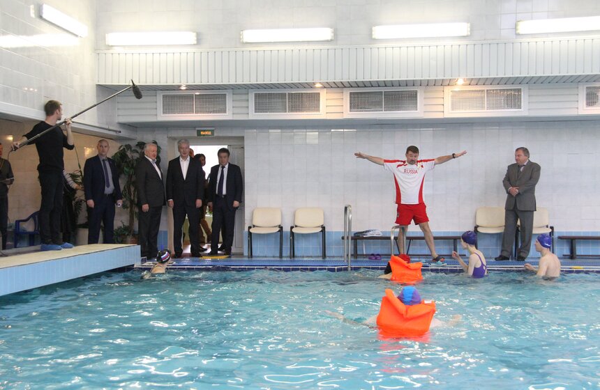 Осмотр отремонтированного психоневрологического интерната №20 15 фото