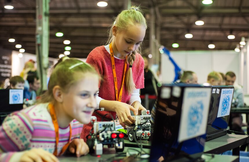 Выставка робототехники Robotics Expo 2015 в КВЦ "Сокольники" 6 фото