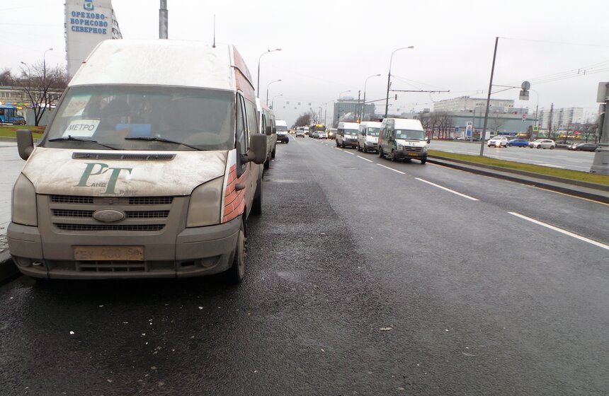 Маршрутные такси на столичных дорогах 8 фото