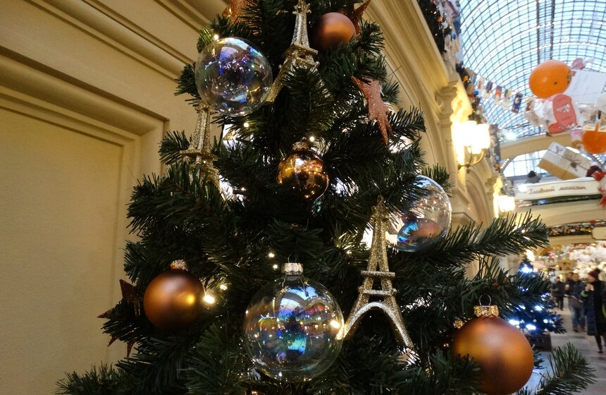 Елка телеканала "Москва 24" в ГУМе 21 фото