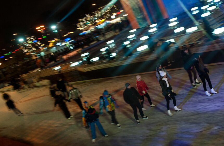 В парке Горького открылся каток 11 фото