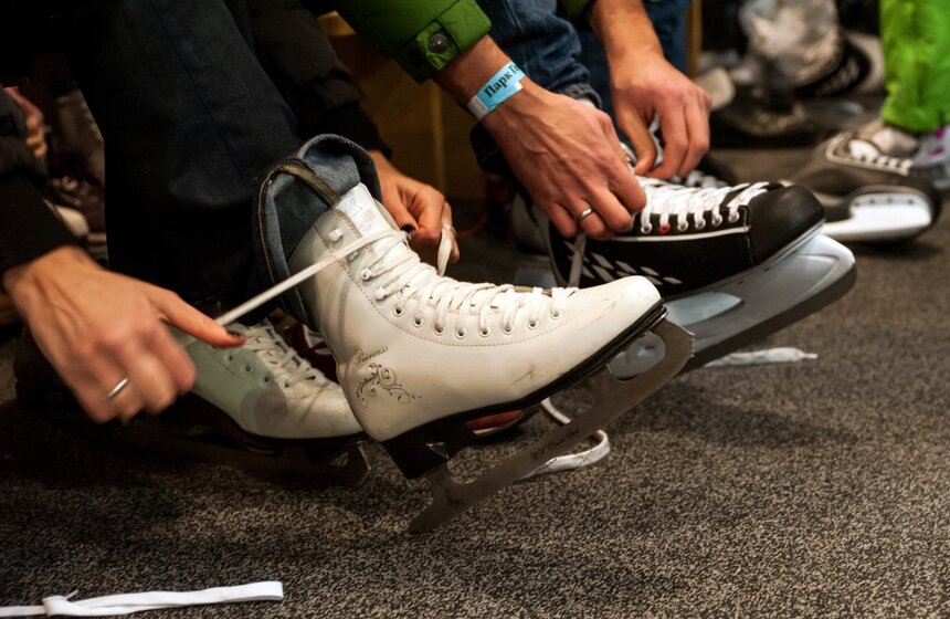 В парке Горького открылся каток 7 фото