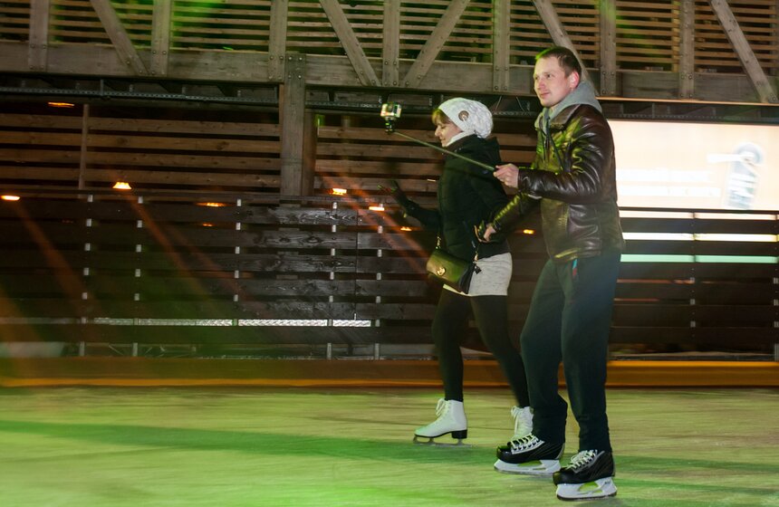 В парке Горького открылся каток 9 фото