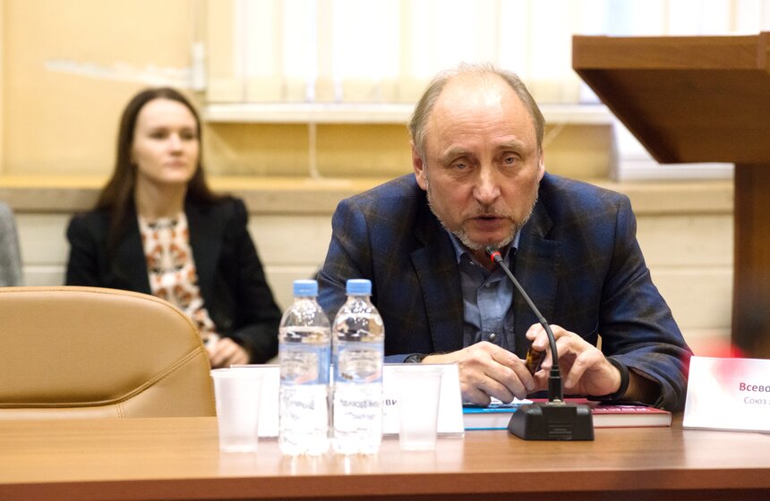 Презентация книг Ясена Засурского и Елены Вартановой в МГУ 12 фото