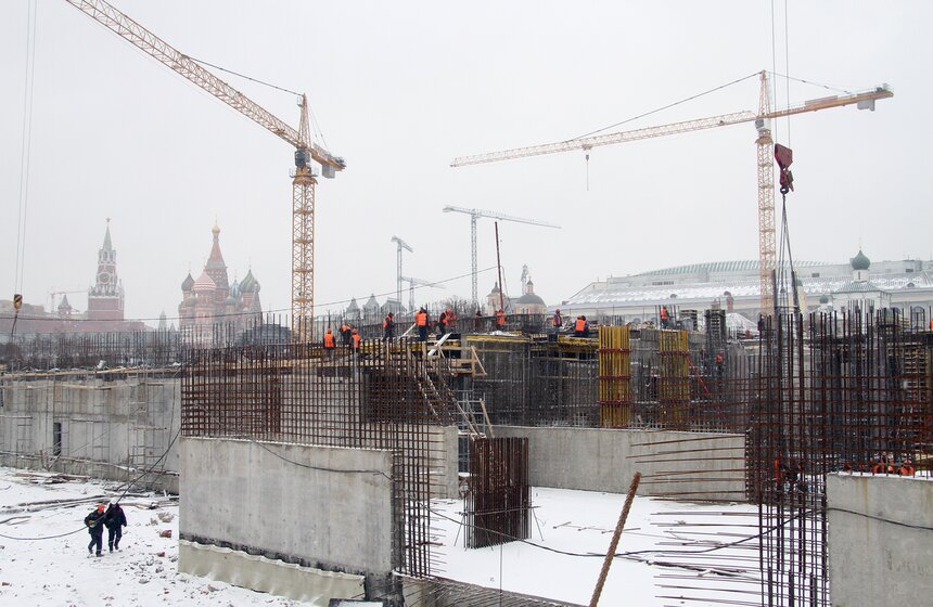 Сергей Собянин посетил место раскопок в "Зарядье" 4 фото