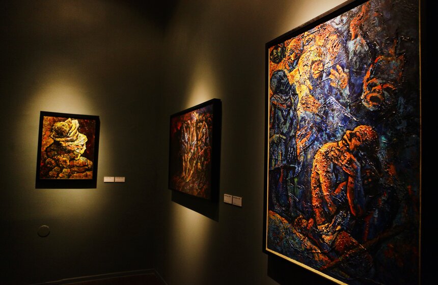 Выставка "Жизнь и театр Александра Тихомирова" 9 фото