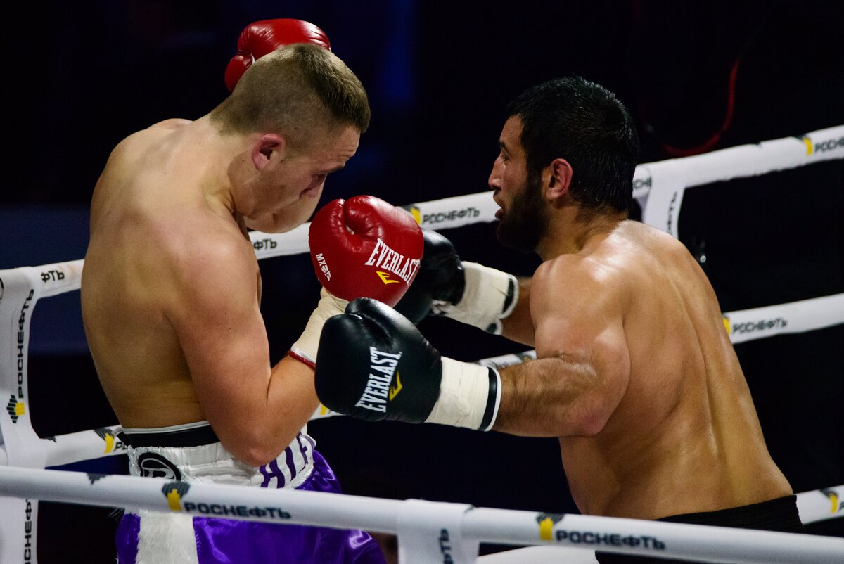 Талалакин бокс бой. София охотникова бокс бой. Юдин александр леонидович бокс бои. Юрий витальевич гончаров бокс бои. Бой бокс легенды.