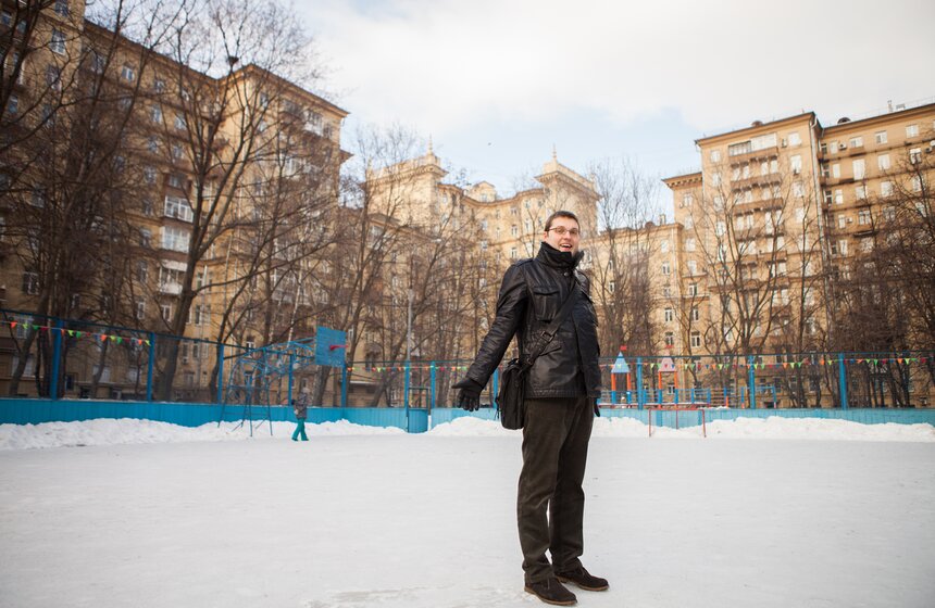 "Места детства": Телеведущий Денис Елаховский 3 фото