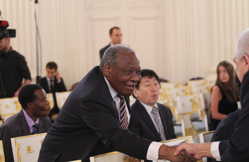 Мэр провел предновогодний прием для дипломатического корпуса 1 фото