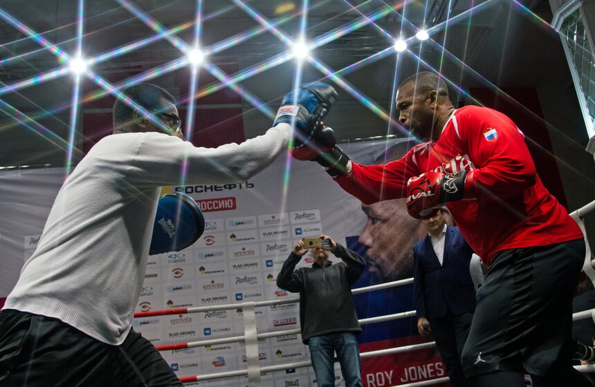 Открытая тренировка боксера Роя Джонса-младшего 16 фото