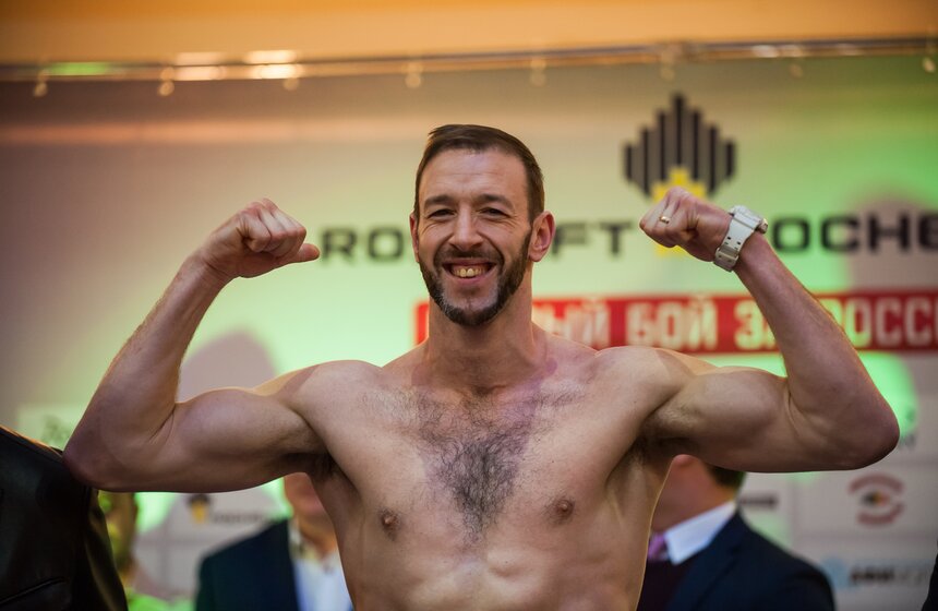 Взвешивание боксеров супербоя "Рой Джонс vs Энцо Маккаринелли" 7 фото