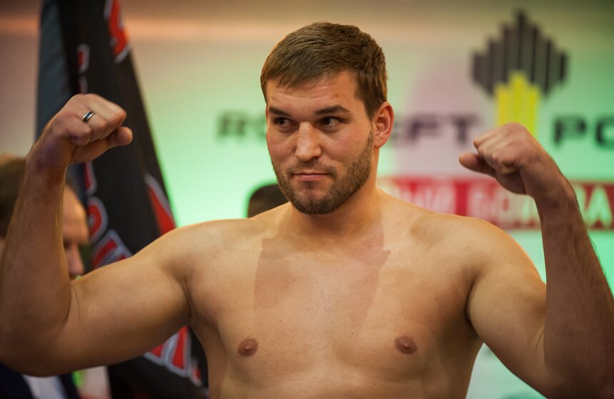 Взвешивание боксеров супербоя "Рой Джонс vs Энцо Маккаринелли" 17 фото