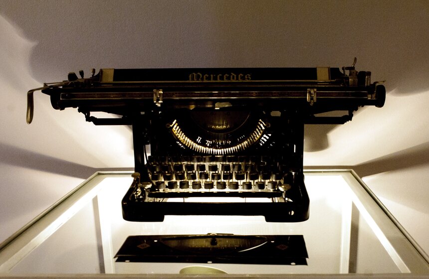 Выставка "200 ударов в минуту" в ММОМА 2 фото