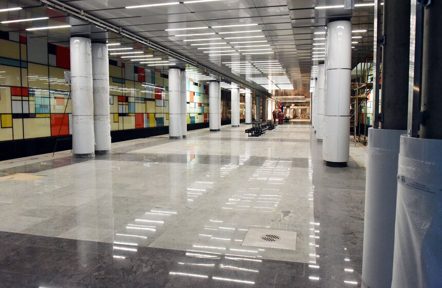 На станциях "Румянцево" и "Саларьево" ведутся отделочные работы 11 фото