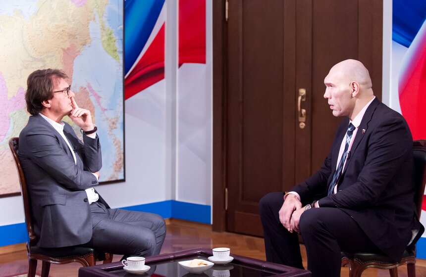 Николай Валуев на записи программы "Важная персона" 10 фото