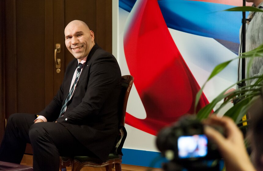 Николай Валуев на записи программы "Важная персона" 15 фото