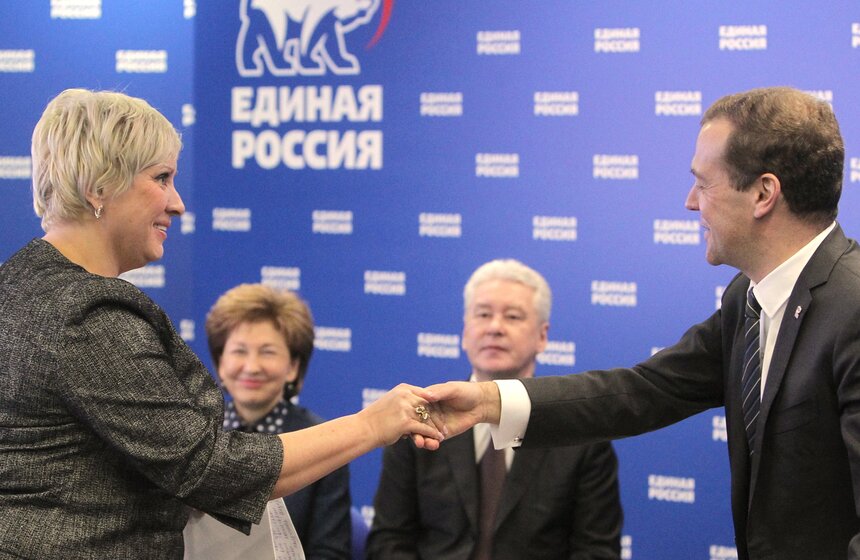 Дмитрий Медведев провел прием граждан 15 фото