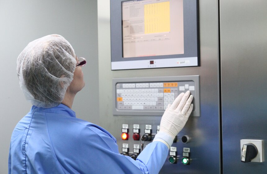 Открытие новой линии по выпуску жизненно важных лекарств 12 фото