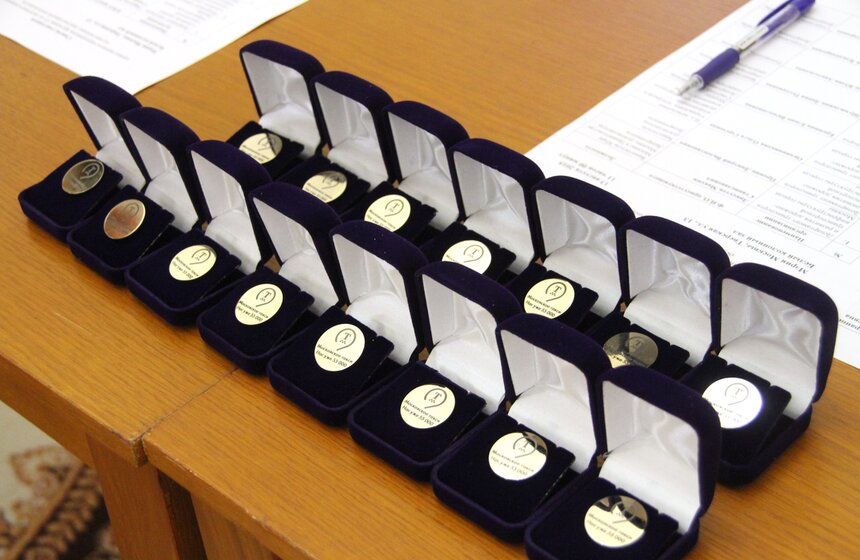 Сергей Собянин вручил 55-тысячную лицензию на такси 1 фото