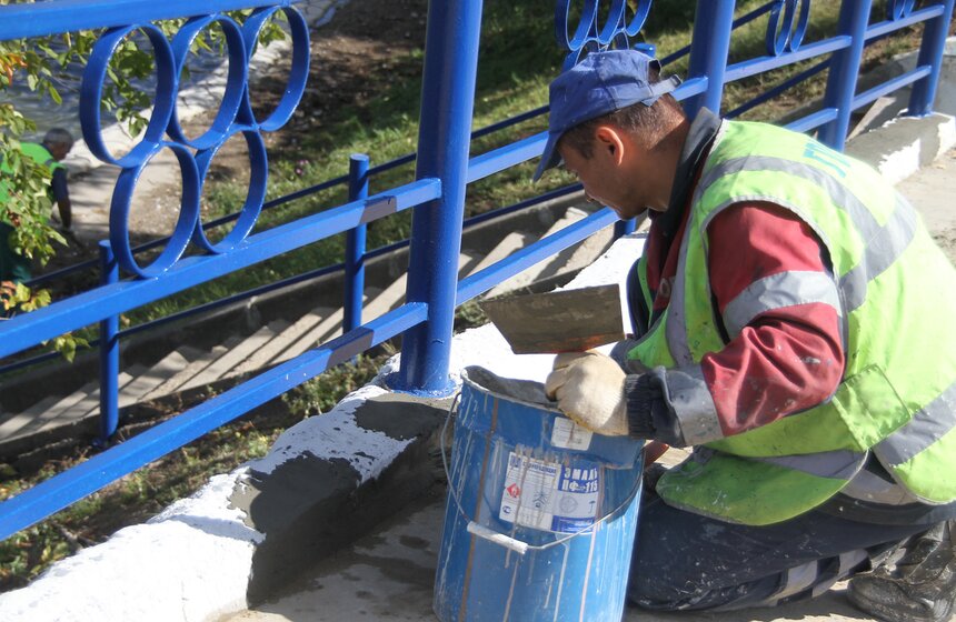 Мэр осмотрел ход благоустройства парка в Олимпийской деревне 9 фото