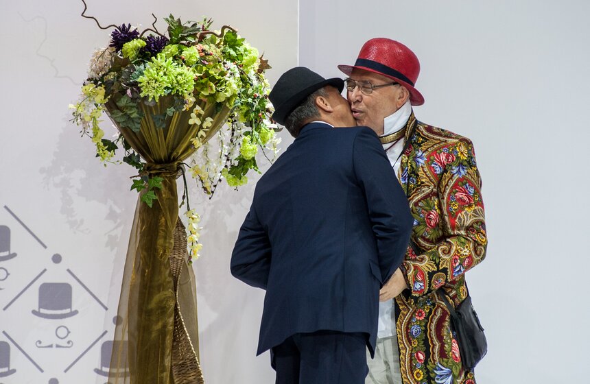 Выставка головных уборов CHAPEAU в "Гостином Дворе" 9 фото