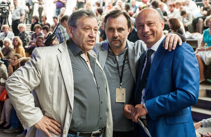 Выставка головных уборов CHAPEAU в "Гостином Дворе" 8 фото