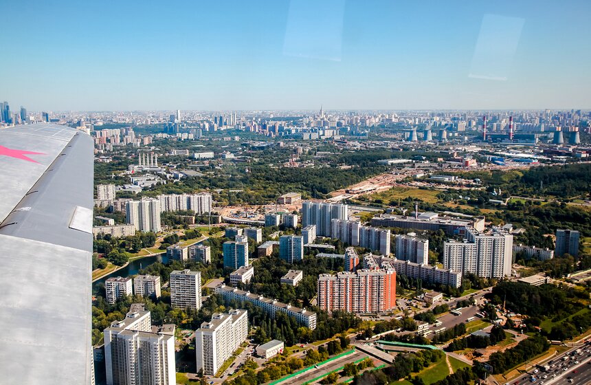 На МАКС прилетели легендарные американские самолеты Douglas 16 фото