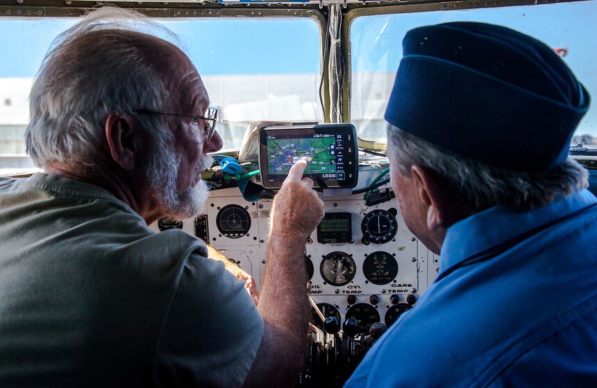 На МАКС прилетели легендарные американские самолеты Douglas 11 фото