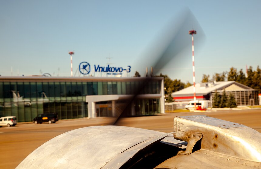 На МАКС прилетели легендарные американские самолеты Douglas 12 фото