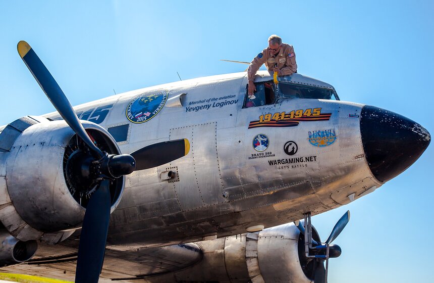 На МАКС прилетели легендарные американские самолеты Douglas 2 фото