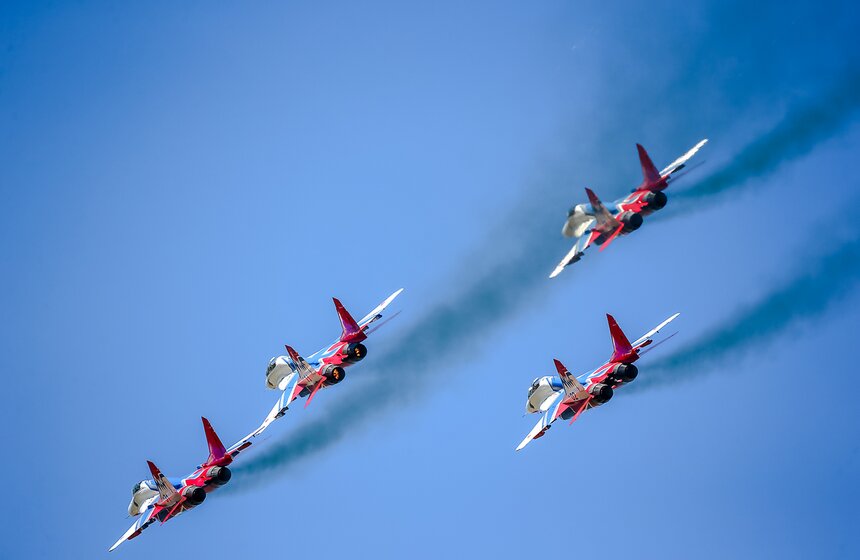 В Жуковском прошла генеральная репетиция авиашоу МАКС-2015 30 фото