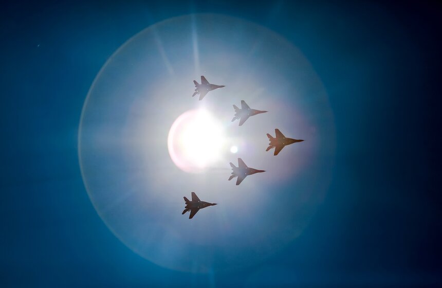 В Жуковском прошла генеральная репетиция авиашоу МАКС-2015 34 фото