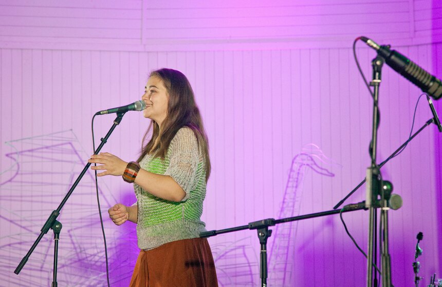 Полозкова, Зыкина и SHOO: как прошел фестиваль SOЛOMA от m24.ru 43 фото