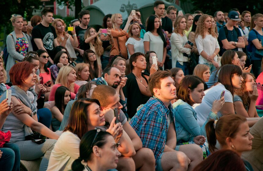 Полозкова, Зыкина и SHOO: как прошел фестиваль SOЛOMA от m24.ru 34 фото