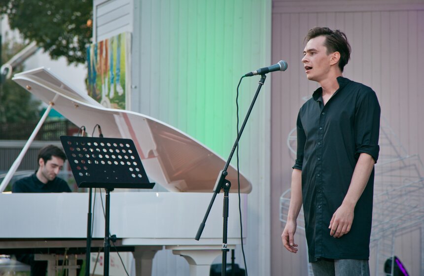 Полозкова, Зыкина и SHOO: как прошел фестиваль SOЛOMA от m24.ru 26 фото